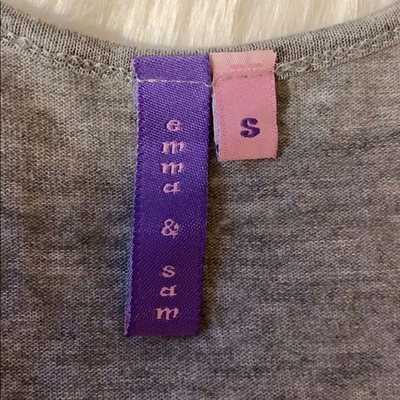 Emma & Sam Gray Racerback Tank Size Small - Picture 4 of 8